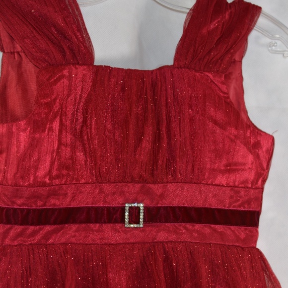 Jona Michelle Red Sparkle Dress Sizes 8 and 10 Girls - Picture 9 of 12